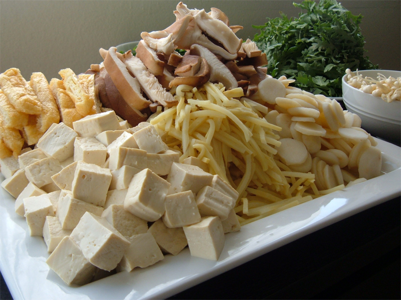 Sukiyaki: Wideshot of the Ingredients Sukiyaki: Wideshot of the Ingredients