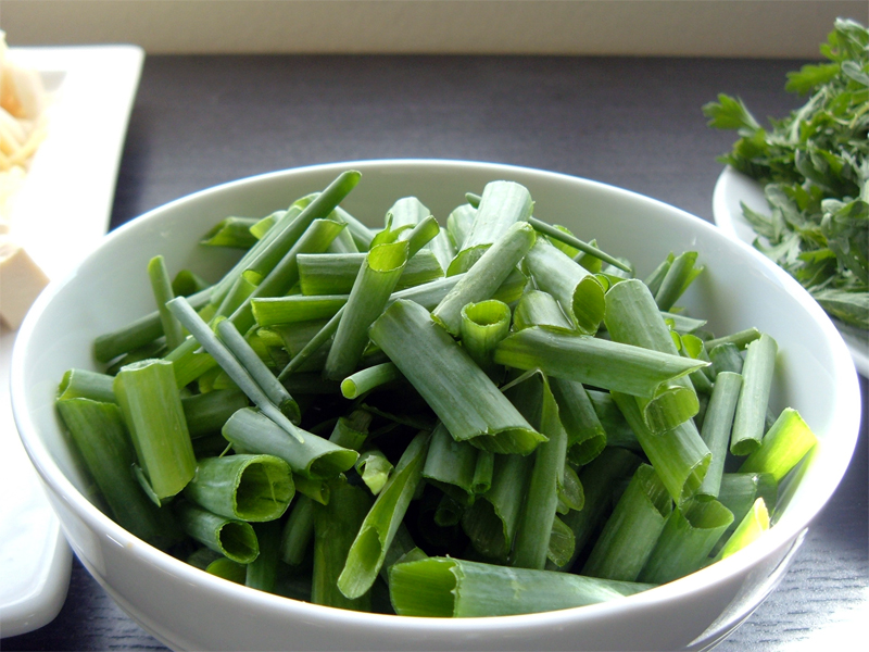 Sukiyaki: Scallions Sukiyaki: Scallions